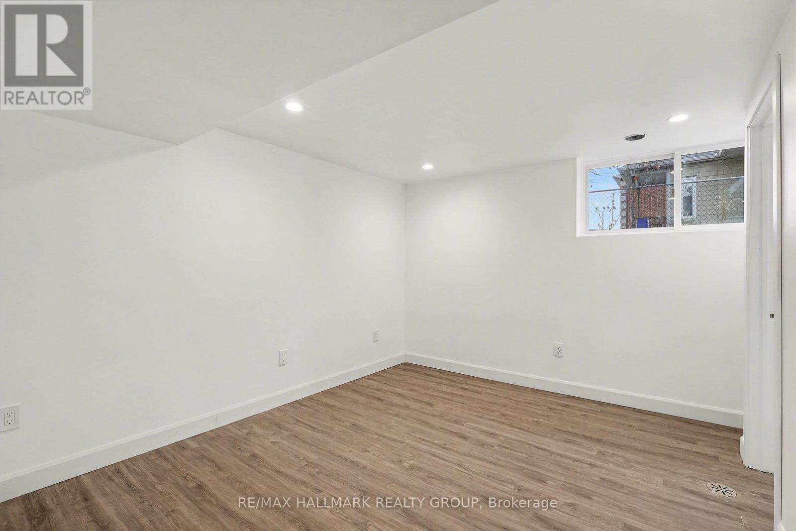 B - 1319 N Avenue, Ottawa, Ontario  K1G 0A7 - Photo 7 - X12596986