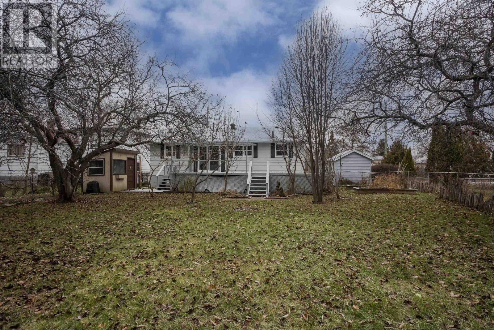 77 Gertrude Ave, Thunder Bay, Ontario  P7A 6V6 - Photo 6 - TB253592