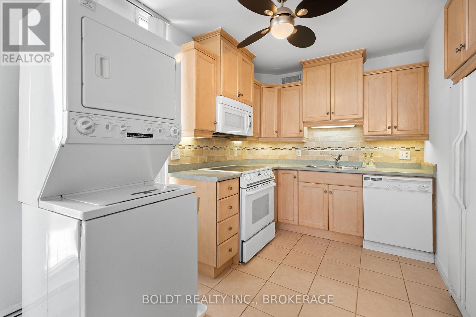 902 - 35 Towering Heights Boulevard, St. Catharines (Glendale/glenridge), Ontario  L2T 3G8 - Photo 14 - X12596886