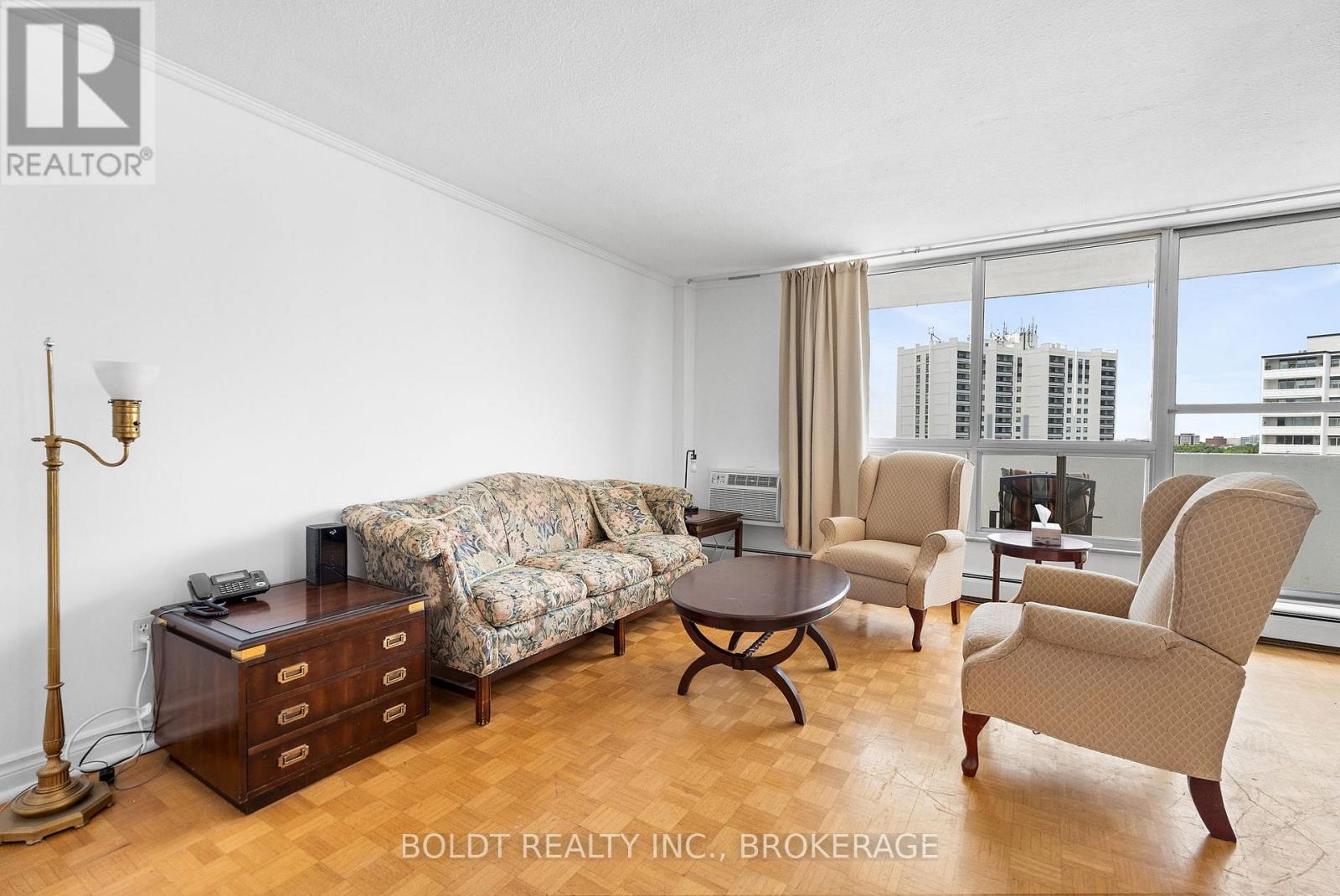 902 - 35 Towering Heights Boulevard, St. Catharines (Glendale/glenridge), Ontario  L2T 3G8 - Photo 6 - X12596886