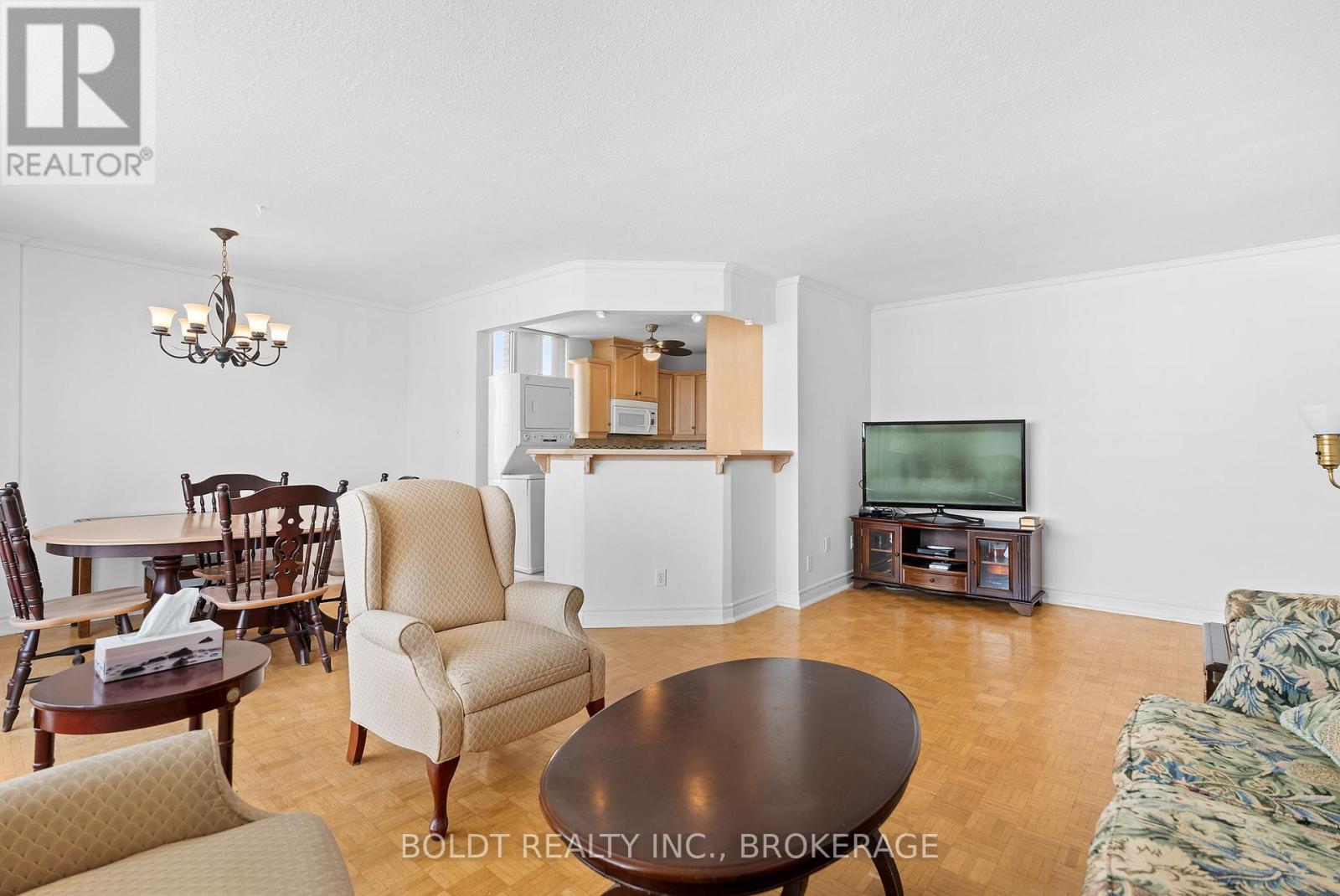 902 - 35 Towering Heights Boulevard, St. Catharines (Glendale/glenridge), Ontario  L2T 3G8 - Photo 8 - X12596886