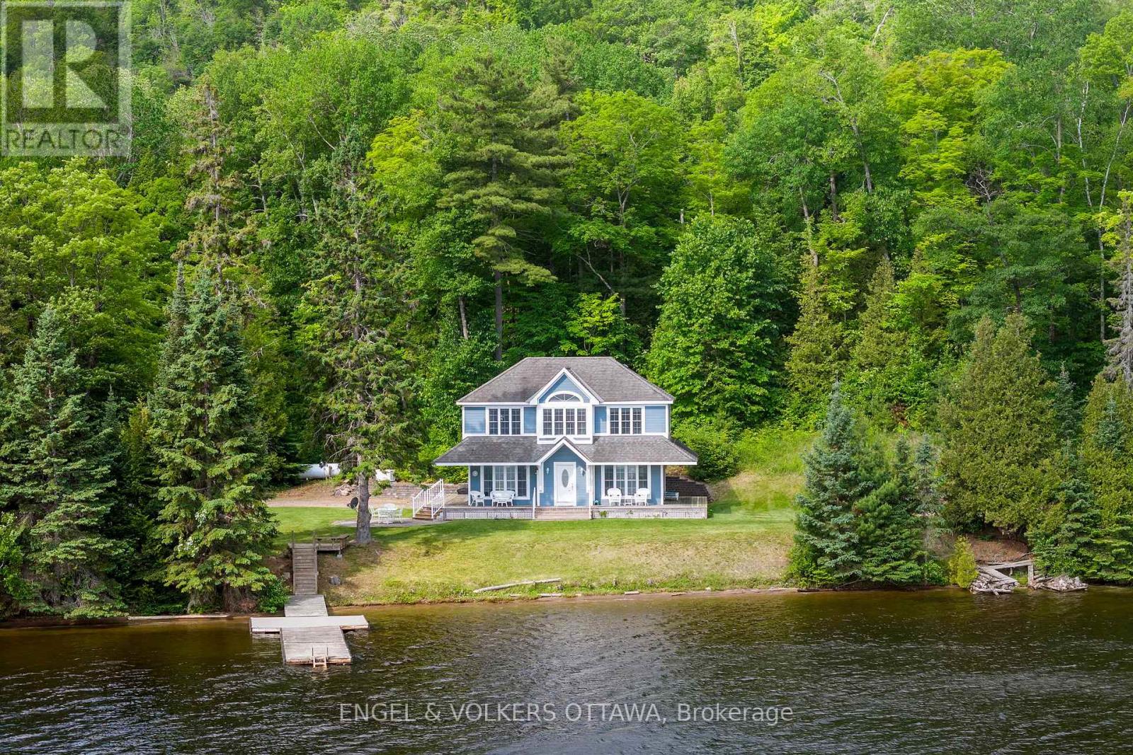 541 Morglan Lane, Greater Madawaska, Ontario  K0J 1H0 - Photo 2 - X12230603