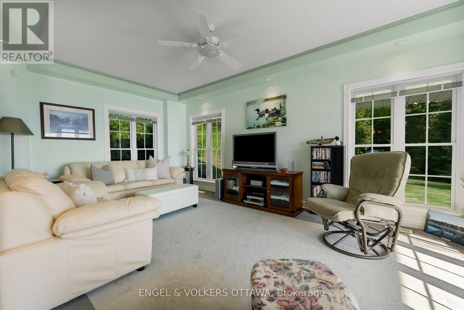 541 Morglan Lane, Greater Madawaska, Ontario  K0J 1H0 - Photo 22 - X12230603