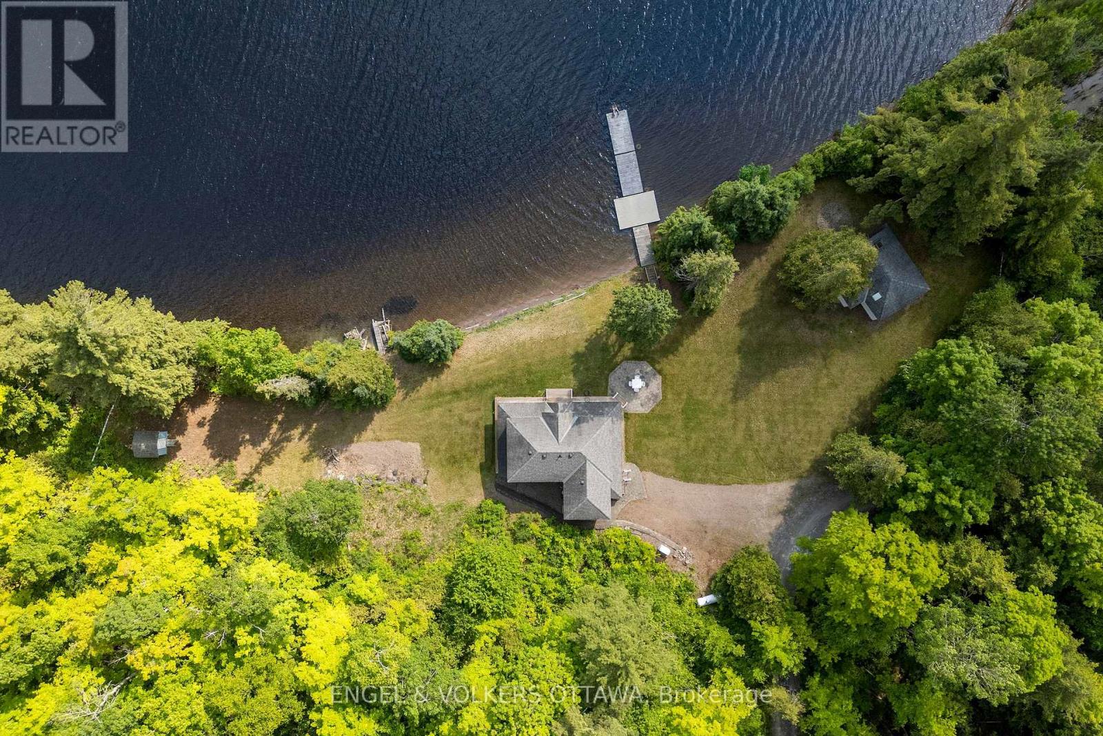 541 Morglan Lane, Greater Madawaska, Ontario  K0J 1H0 - Photo 3 - X12230603