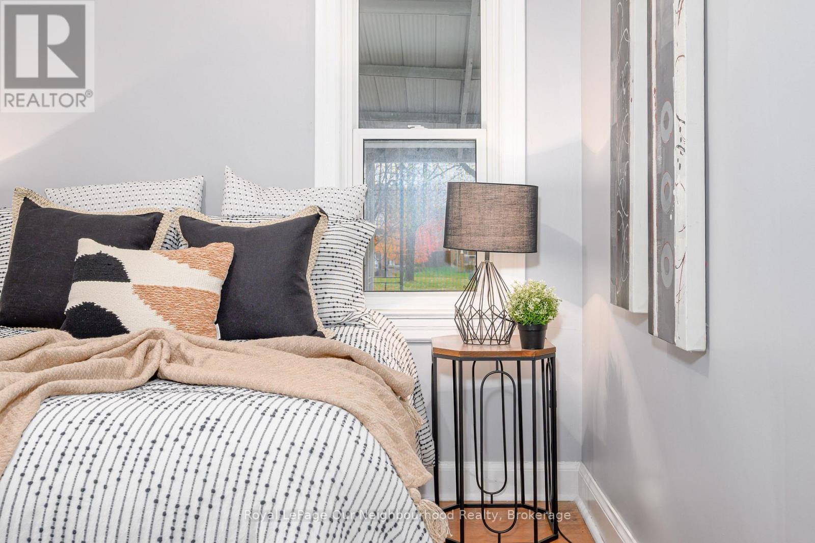 221 Liberty Street N, Clarington (Bowmanville), Ontario  L1C 2M6 - Photo 23 - E12597086