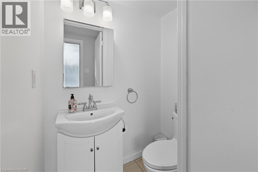 151 Gateshead Crescent Unit# 30, Stoney Creek, Ontario  L8G 3W1 - Photo 22 - 40768683