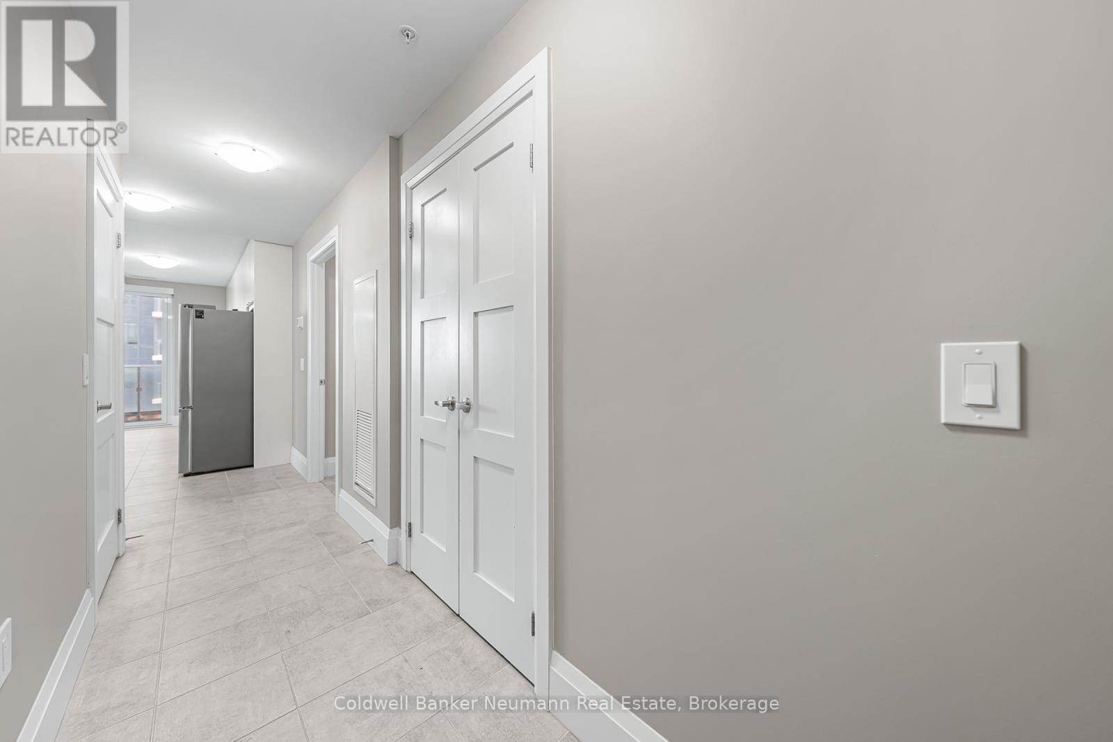 802 - 73 Arthur Street, Guelph, Ontario N1E 0S6 - Photo 4 - X12597048