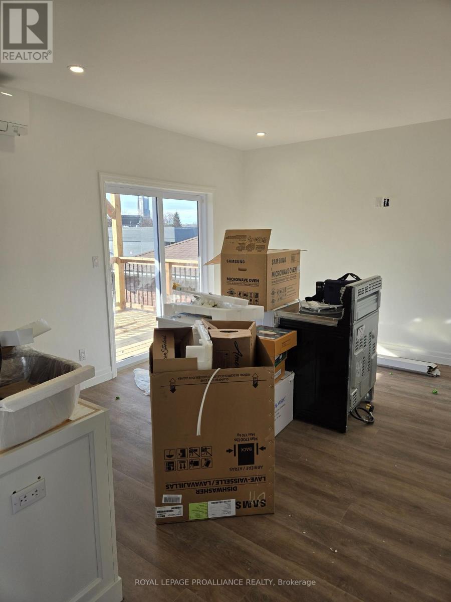 2 - 45 Heber Street, Quinte West, Ontario  K8V 1M8 - Photo 5 - X12597024