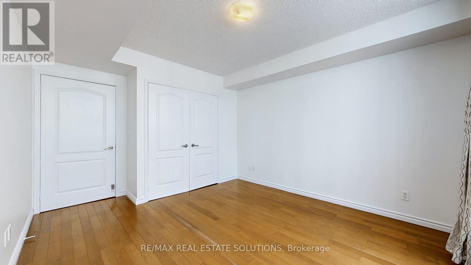 302 - 263 Wellington Street W, Toronto, Ontario  M5V 3E6 - Photo 13 - C12596846