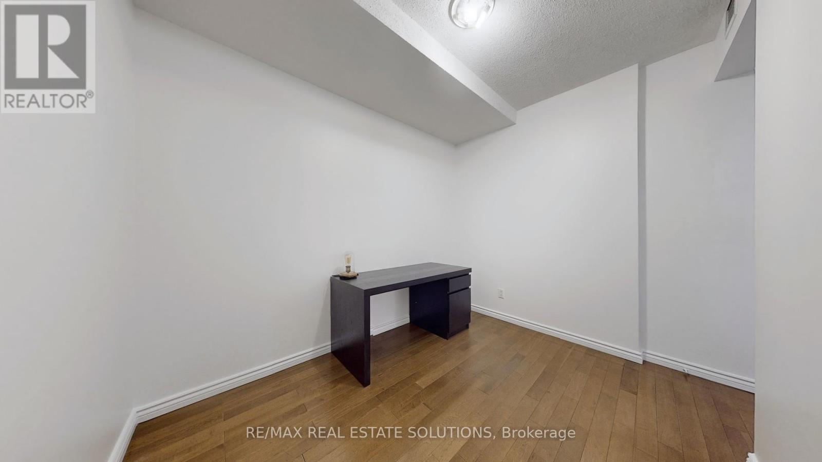 302 - 263 Wellington Street W, Toronto, Ontario  M5V 3E6 - Photo 16 - C12596846