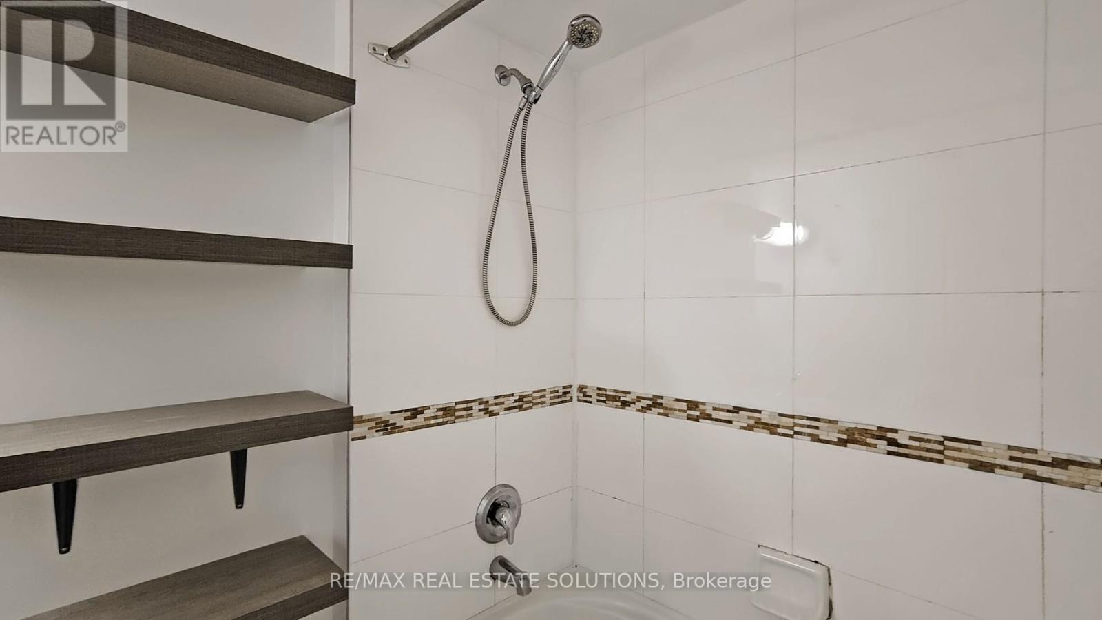 302 - 263 Wellington Street W, Toronto, Ontario  M5V 3E6 - Photo 20 - C12596846