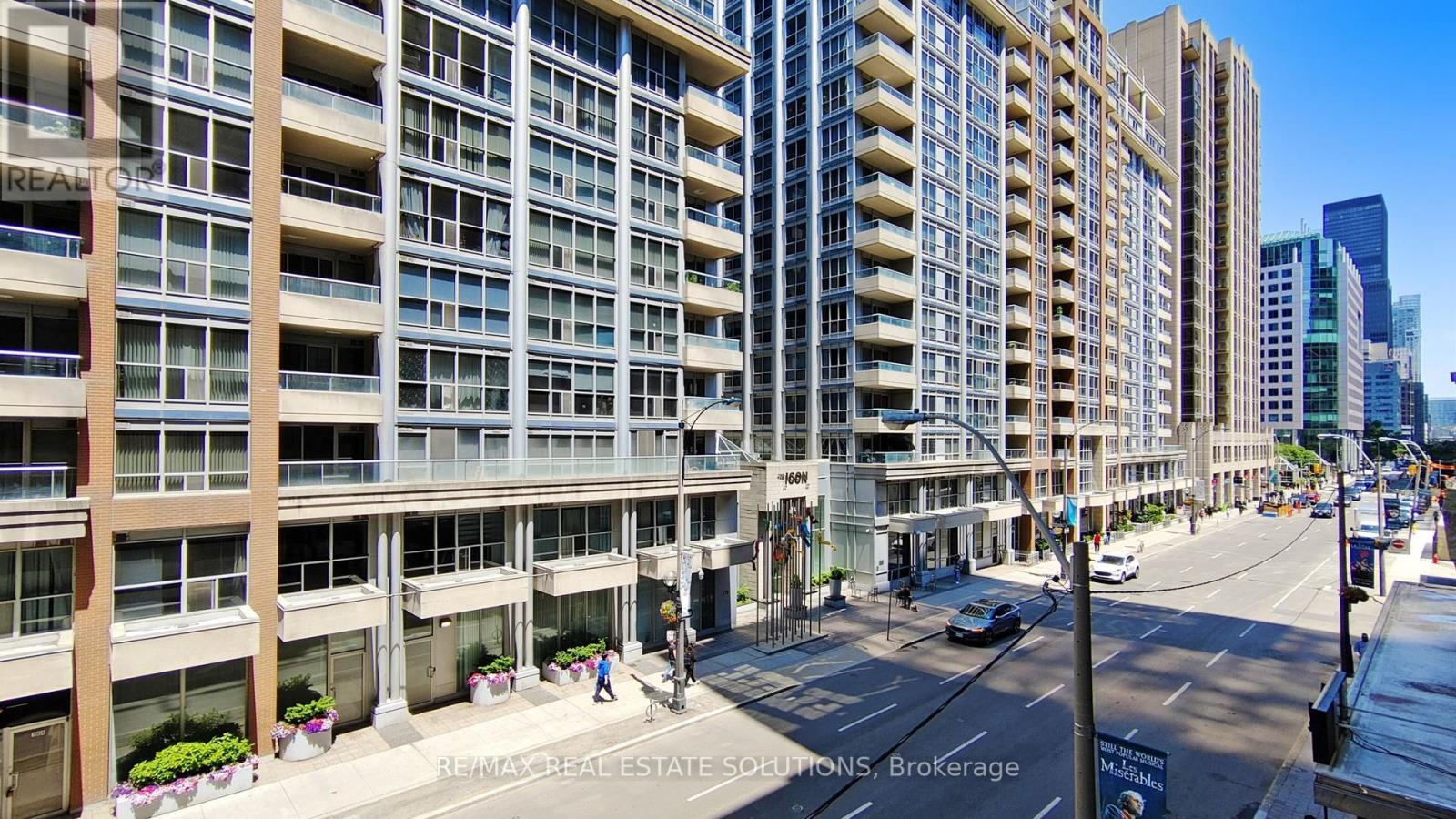 302 - 263 Wellington Street W, Toronto, Ontario  M5V 3E6 - Photo 24 - C12596846