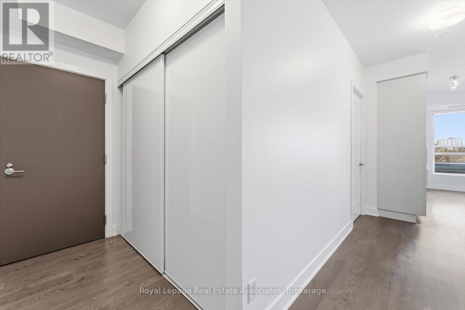 708 - 38 Cameron Street, Toronto, Ontario  M5T 0C3 - Photo 5 - C12596858