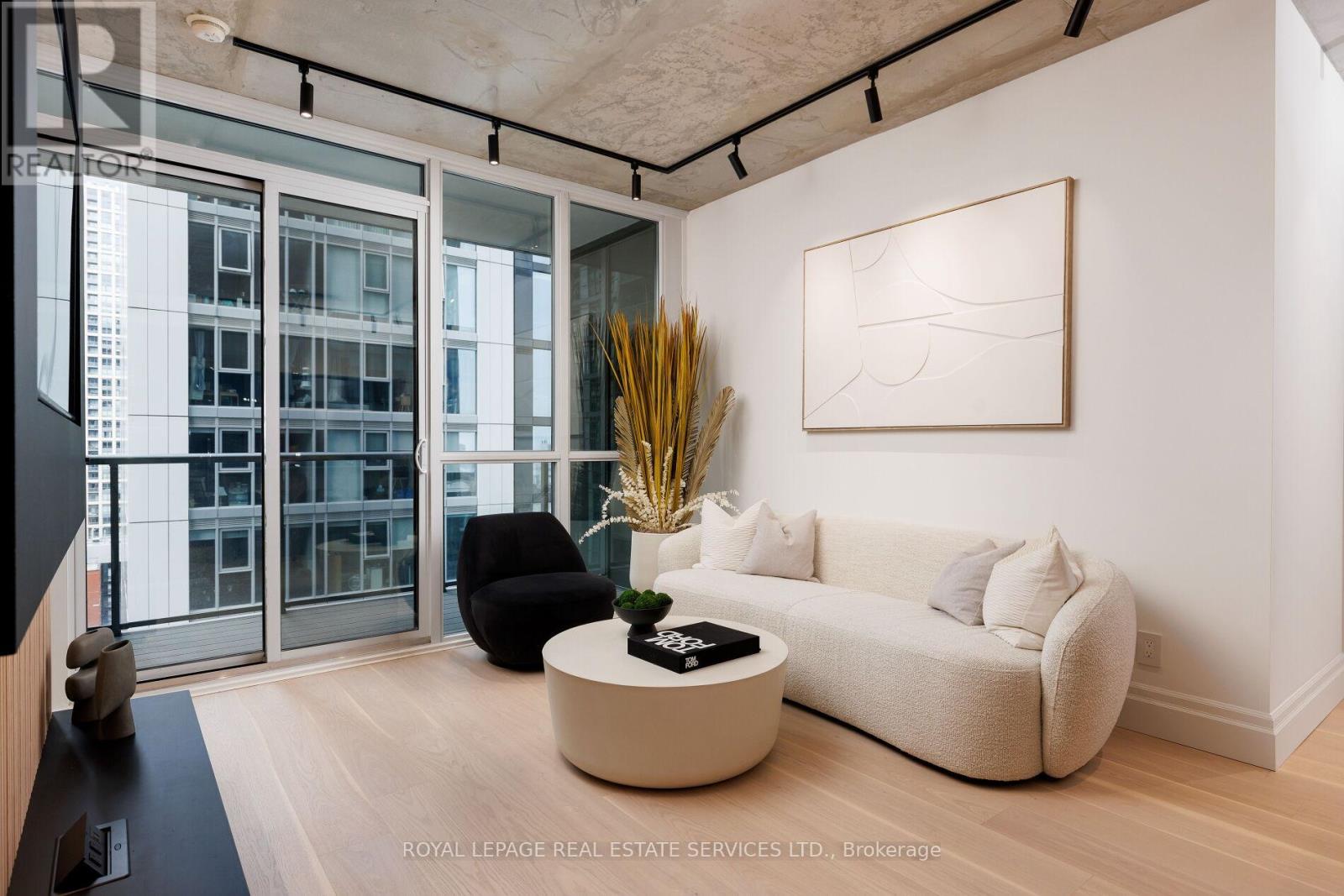 2301 - 88 Blue Jays Way, Toronto, Ontario  M5V 0L7 - Photo 12 - C12596906