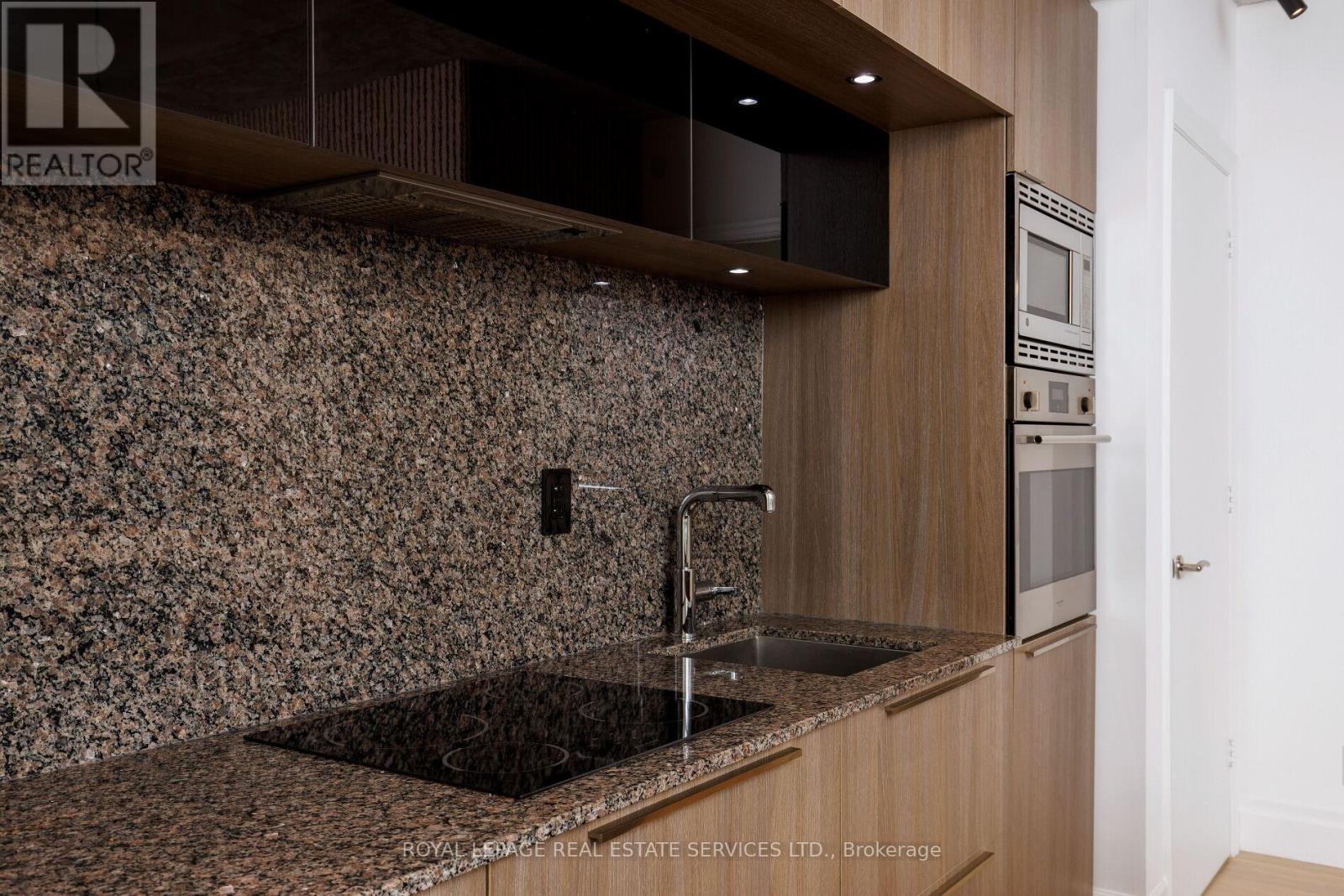 2301 - 88 Blue Jays Way, Toronto, Ontario  M5V 0L7 - Photo 18 - C12596906