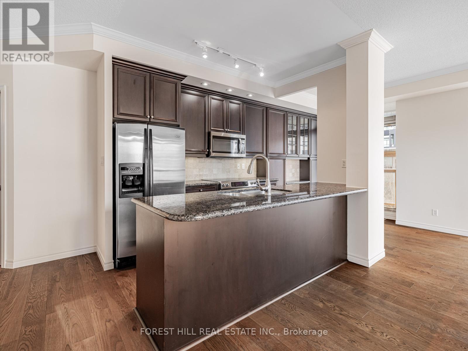 403 - 900 Mount Pleasant Road, Toronto, Ontario  M4P 3J9 - Photo 7 - C12596950