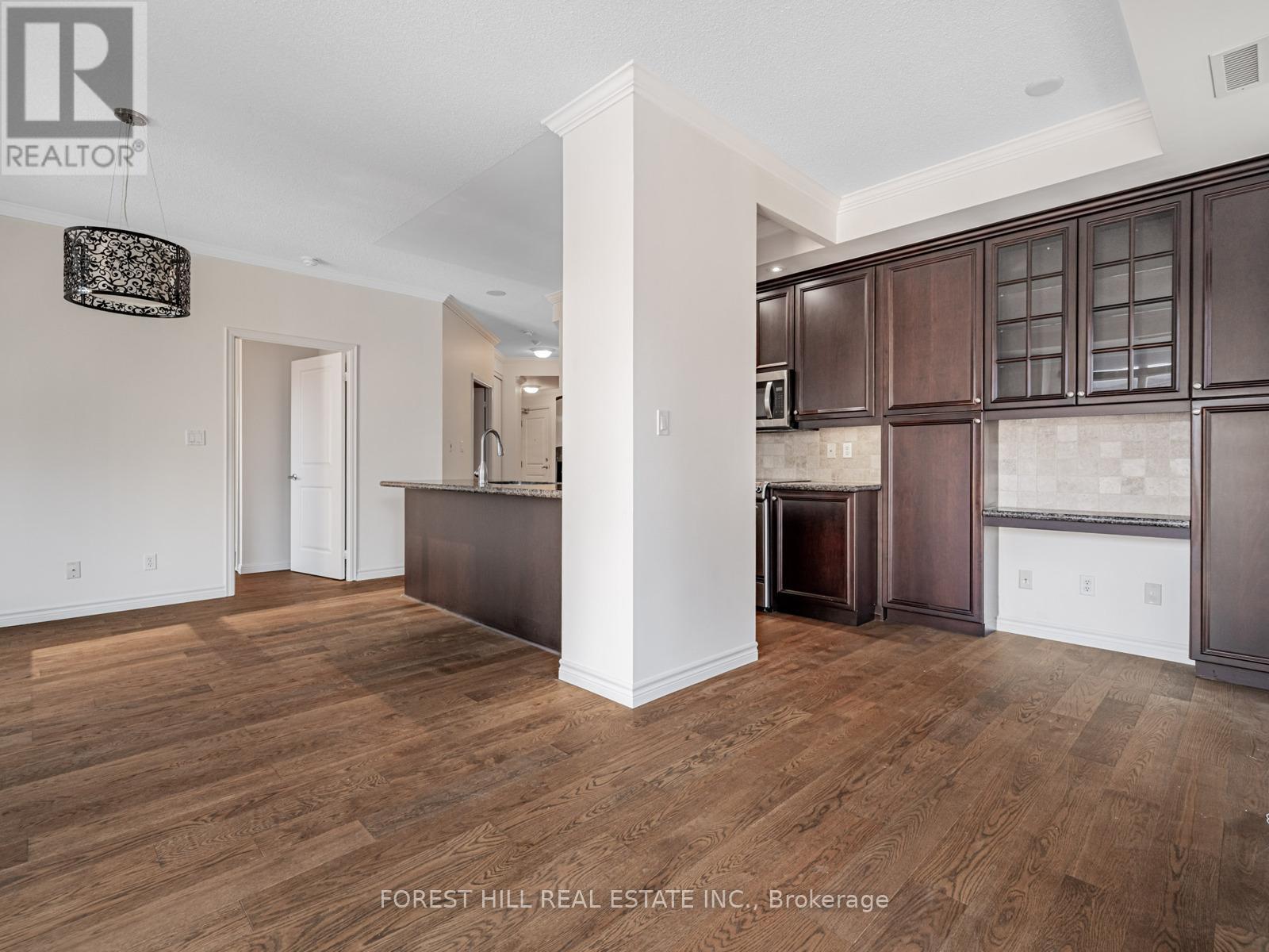 403 - 900 Mount Pleasant Road, Toronto, Ontario  M4P 3J9 - Photo 8 - C12596950