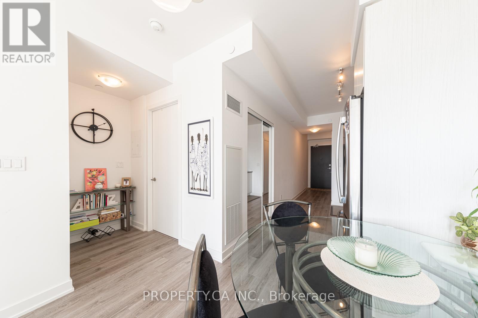 530 - 50 Bruyeres Mews, Toronto (Waterfront Communities), Ontario  M5V 0H8 - Photo 6 - C12596952