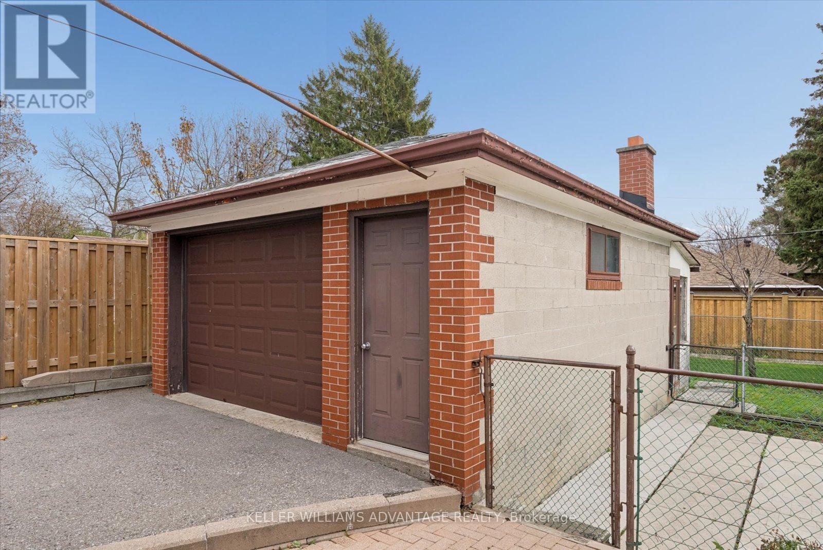 63 Boem Avenue, Toronto, Ontario  M1R 3T4 - Photo 25 - E12596918