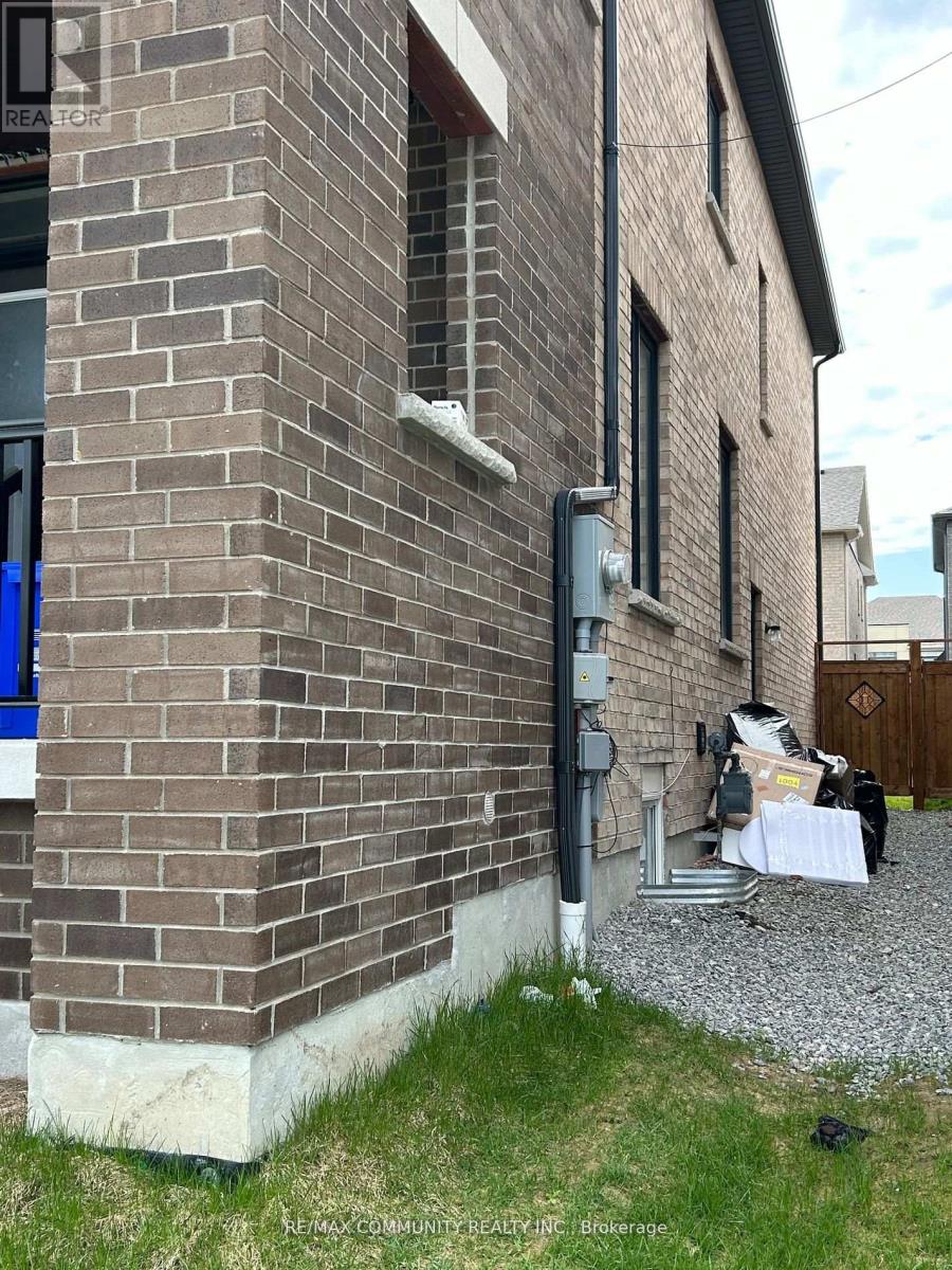 Basement - 133 Micklefield Avenue, Whitby, Ontario  L1P 0L3 - Photo 2 - E12596932