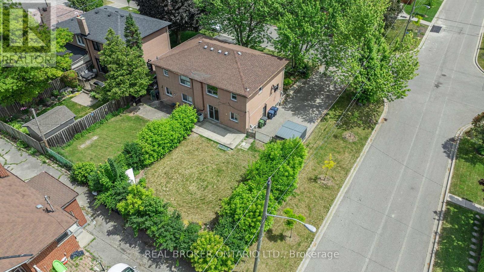 82 Minerva Avenue, Toronto, Ontario  M1M 1V5 - Photo 19 - E12597052