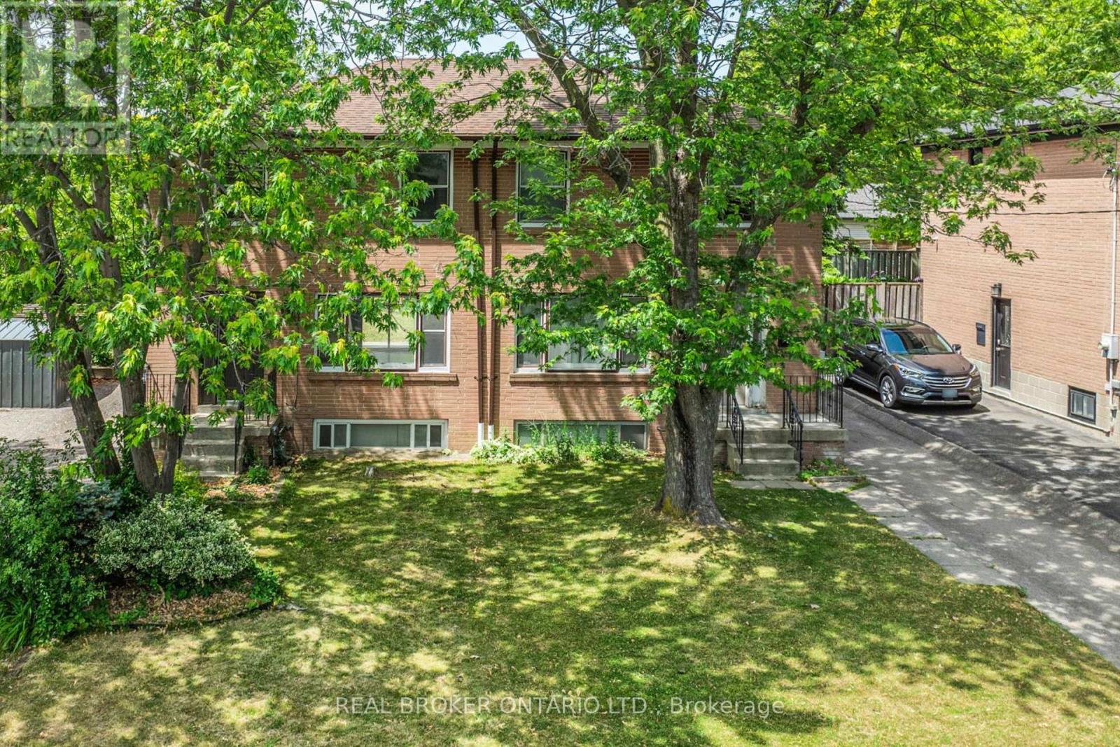 82 Minerva Avenue, Toronto, Ontario  M1M 1V5 - Photo 2 - E12597052