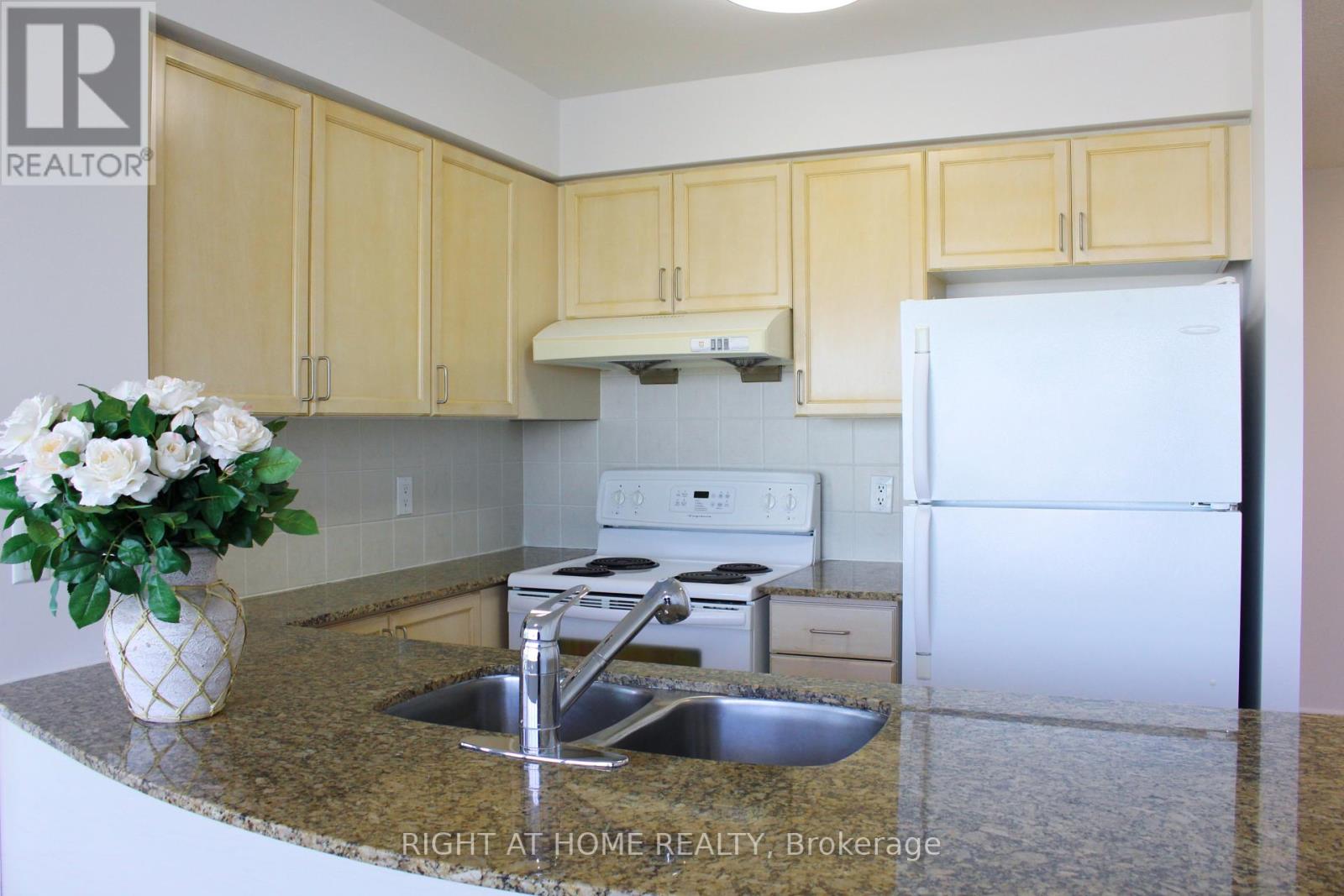 1204 - 50 Brian Harrison Way, Toronto, Ontario  M1P 5J4 - Photo 8 - E12597058