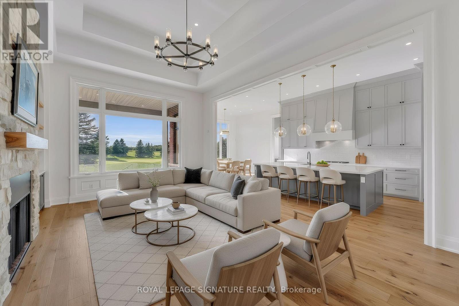 10 Franklin Crescent, Whitby, Ontario  L0B 1A0 - Photo 5 - E12597062