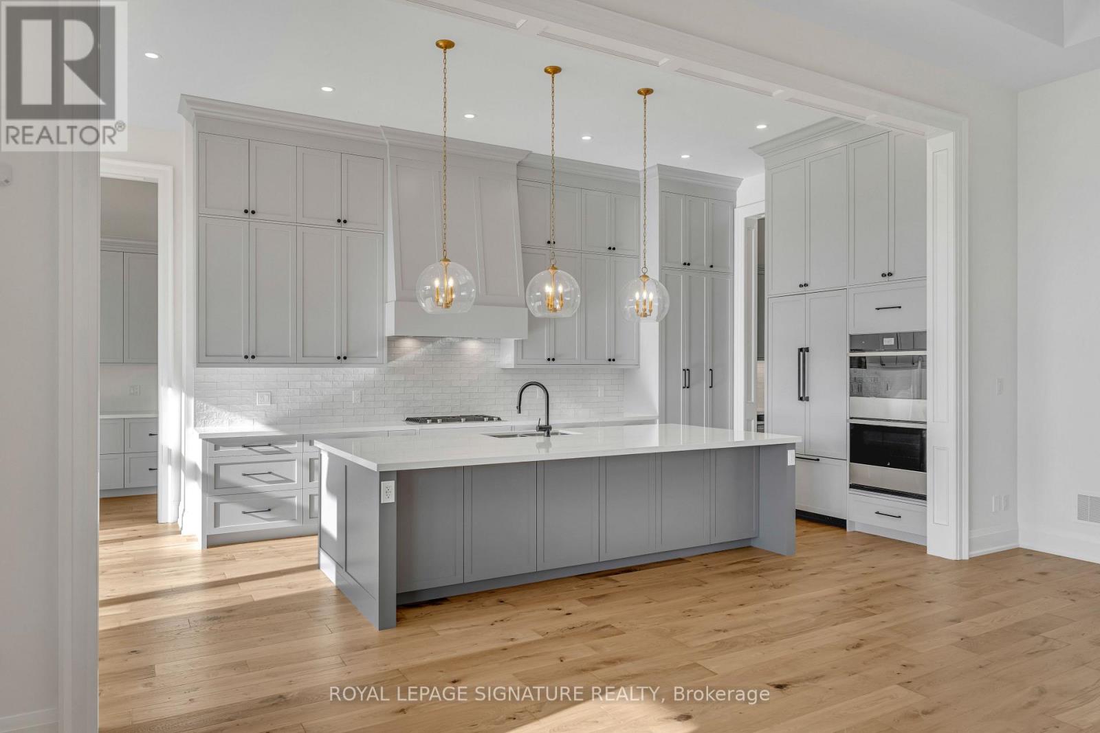 10 Franklin Crescent, Whitby, Ontario  L0B 1A0 - Photo 7 - E12597062