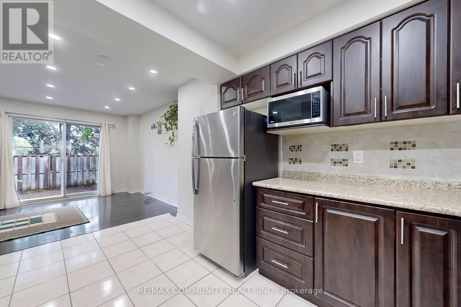 4 - 2451 Bridletowne Circle, Toronto, Ontario  M1W 2Y4 - Photo 10 - E12499578