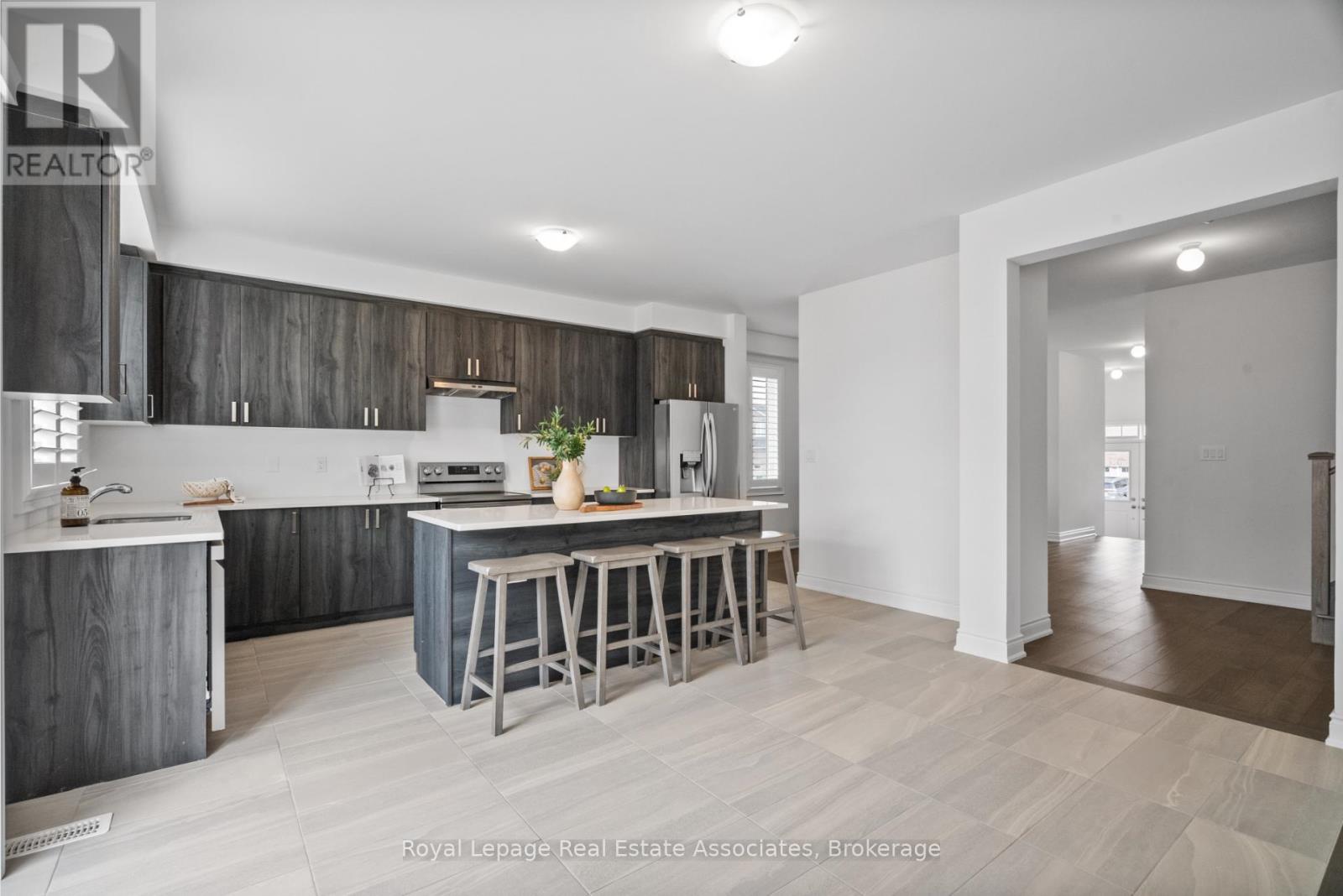 12 Emerald Street, Wasaga Beach, Ontario  L9Z 0K8 - Photo 13 - S12485678