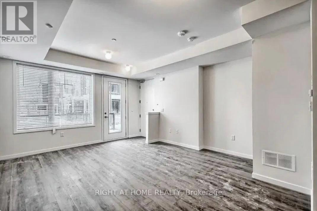 111 - 600 Alex Gardner Circle, Aurora, Ontario  L4G 3G5 - Photo 3 - N12596862