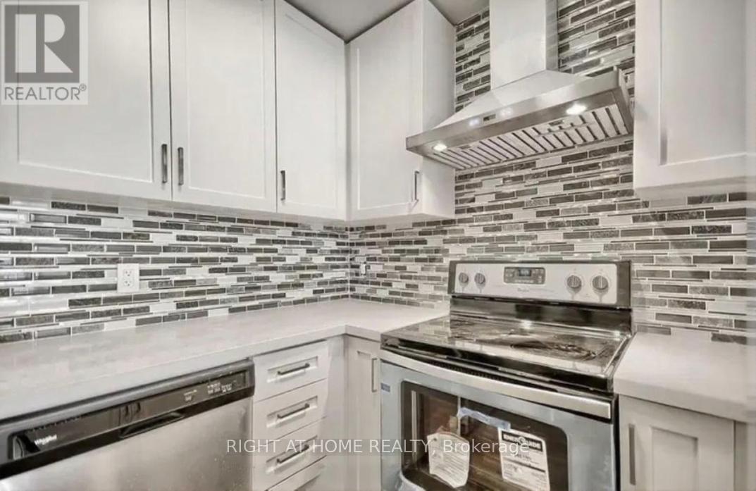 111 - 600 Alex Gardner Circle, Aurora, Ontario  L4G 3G5 - Photo 5 - N12596862