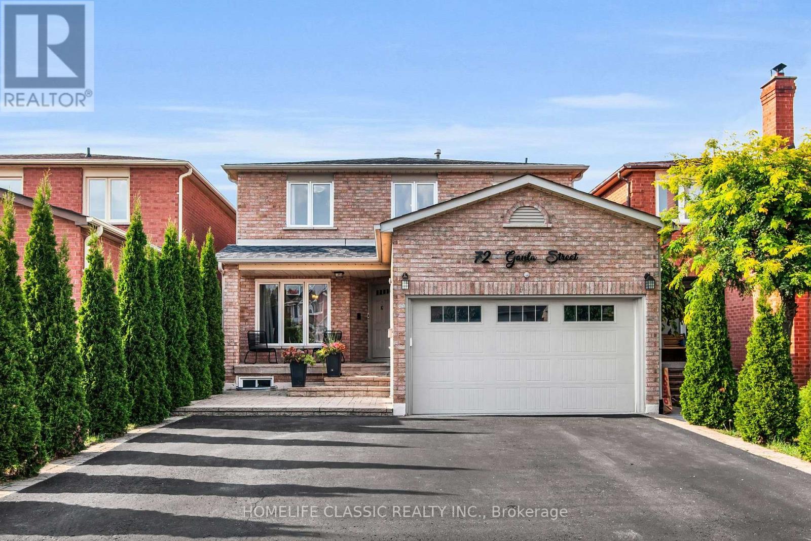 72 Gayla Street, Vaughan, Ontario  L4J 6G1 - Photo 2 - N12596872