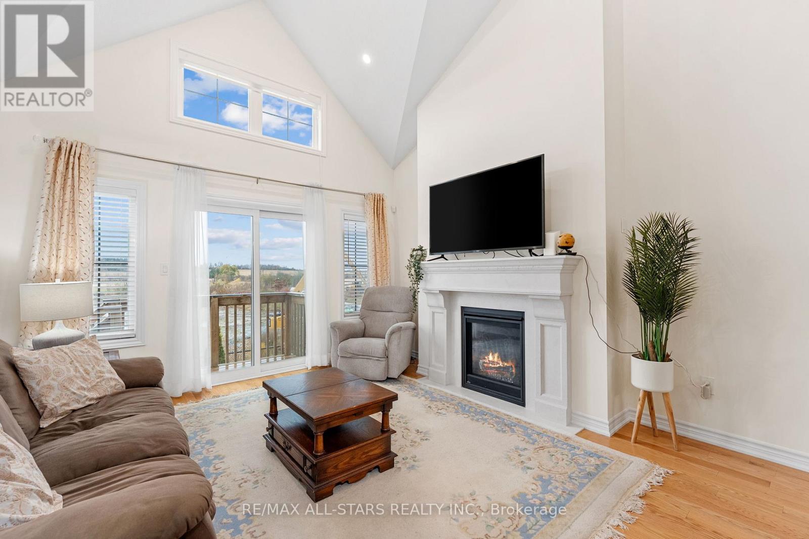 88 Connell Drive, Georgina, Ontario L4P 0K3 - Photo 12 - N12596990