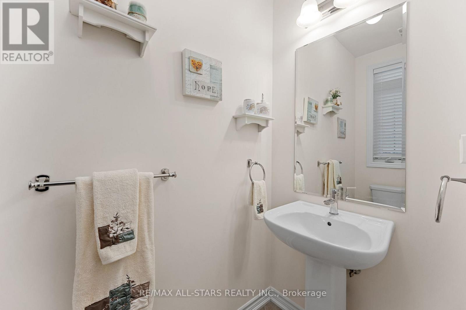 88 Connell Drive, Georgina, Ontario L4P 0K3 - Photo 23 - N12596990