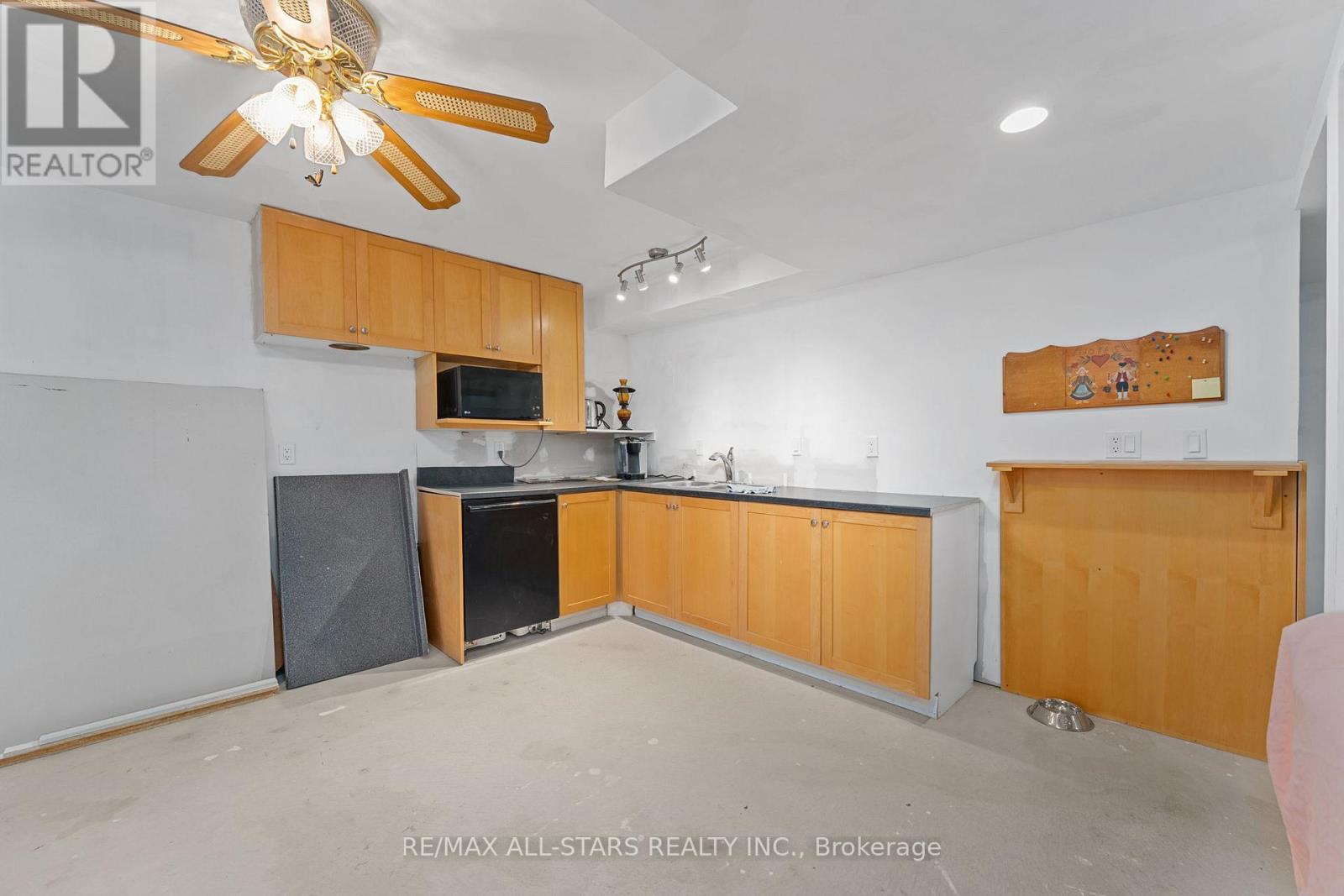 88 Connell Drive, Georgina, Ontario L4P 0K3 - Photo 33 - N12596990