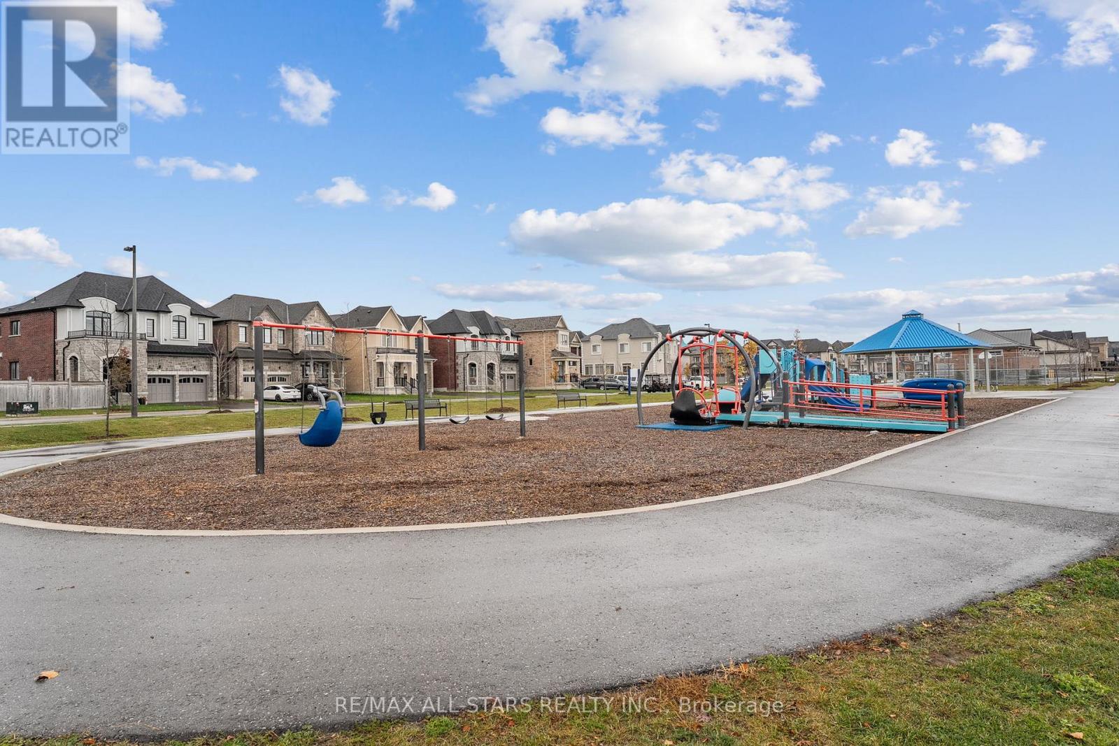 88 Connell Drive, Georgina, Ontario L4P 0K3 - Photo 46 - N12596990