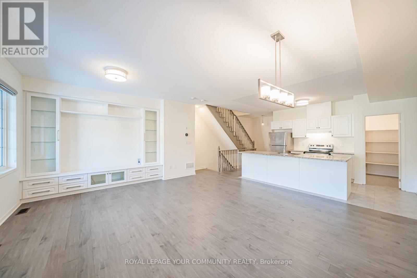 77 Ness Drive, Richmond Hill, Ontario  L4S 0K5 - Photo 9 - N12597080