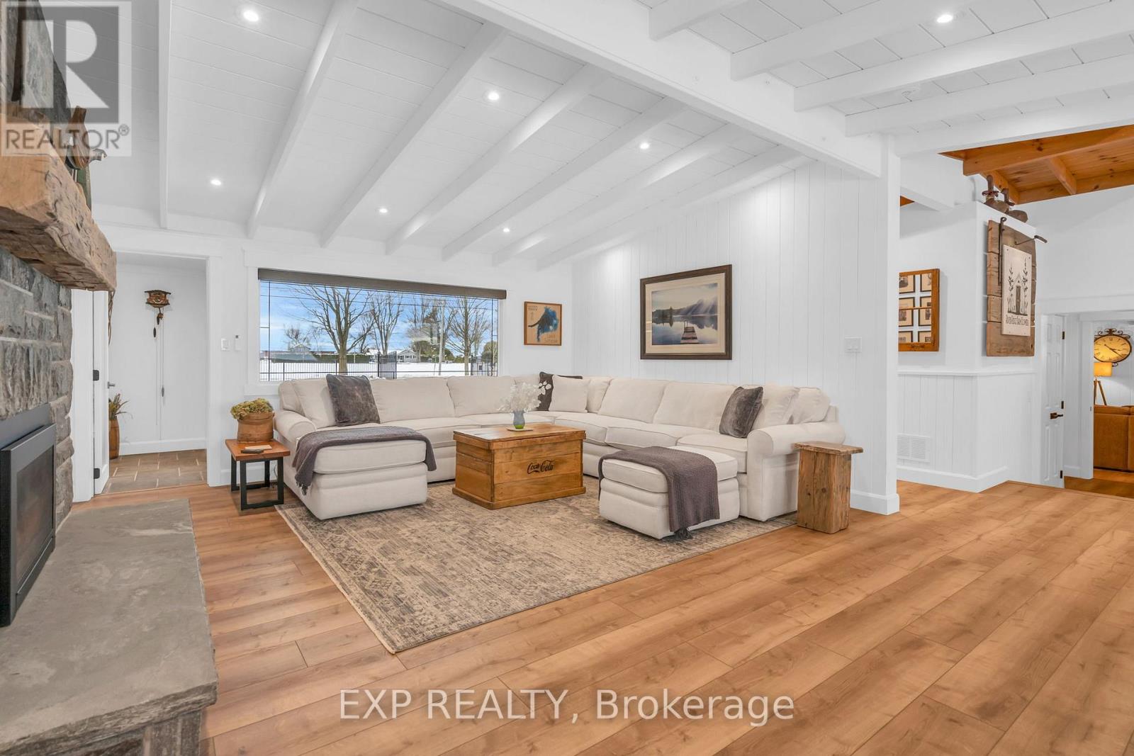 621 Duclos Point Road, Georgina, Ontario  L0E 1N0 - Photo 15 - N12597084