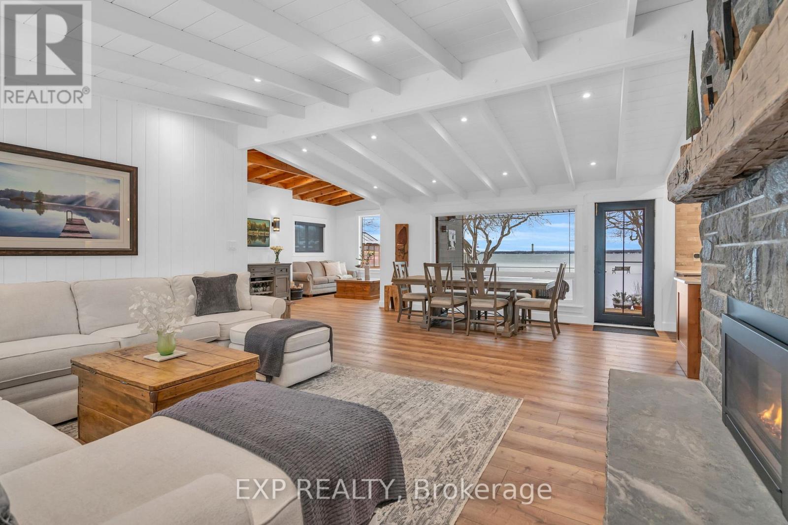 621 Duclos Point Road, Georgina, Ontario  L0E 1N0 - Photo 17 - N12597084