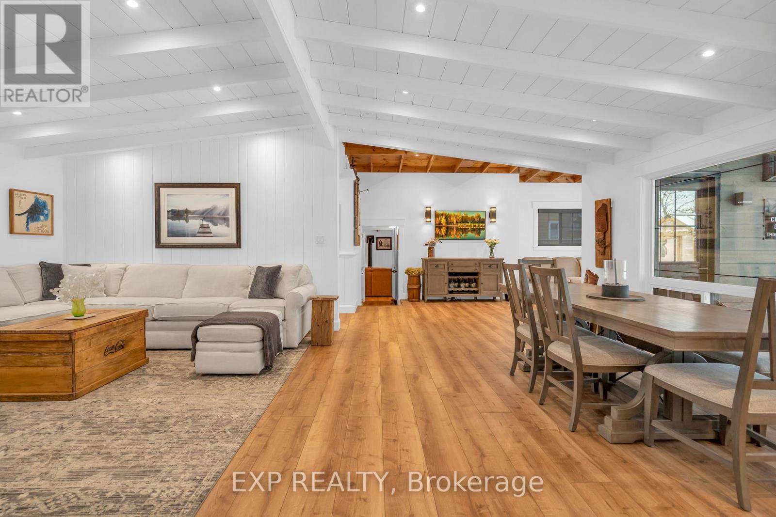 621 Duclos Point Road, Georgina, Ontario  L0E 1N0 - Photo 18 - N12597084