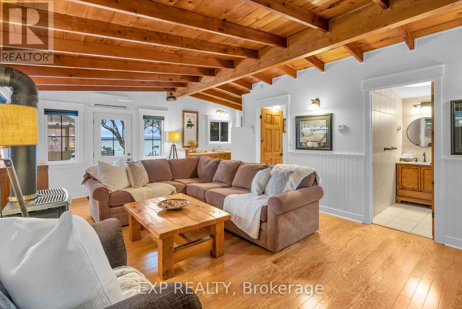 621 Duclos Point Road, Georgina, Ontario  L0E 1N0 - Photo 26 - N12597084