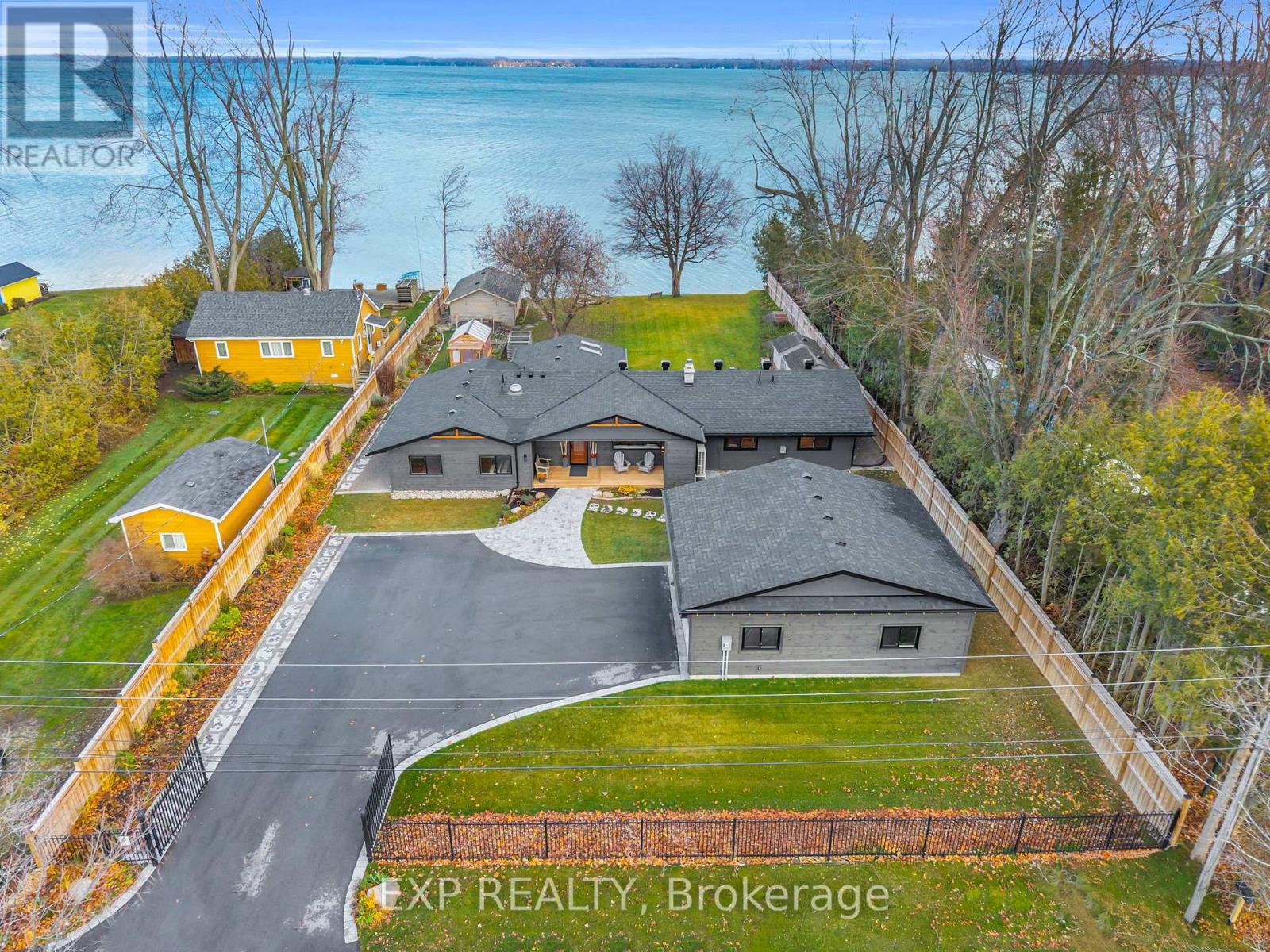 621 Duclos Point Road, Georgina, Ontario  L0E 1N0 - Photo 5 - N12597084