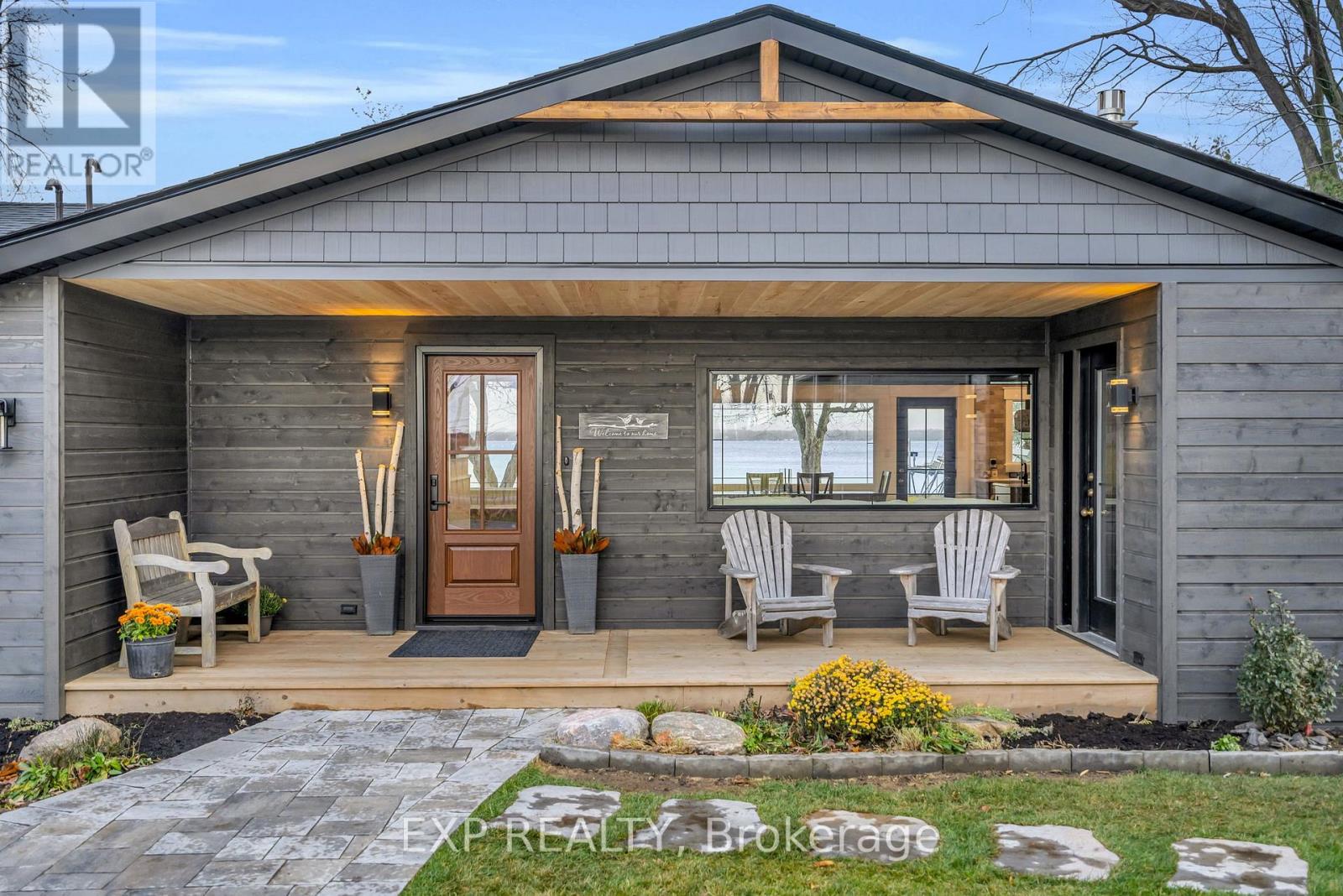 621 Duclos Point Road, Georgina, Ontario  L0E 1N0 - Photo 7 - N12597084