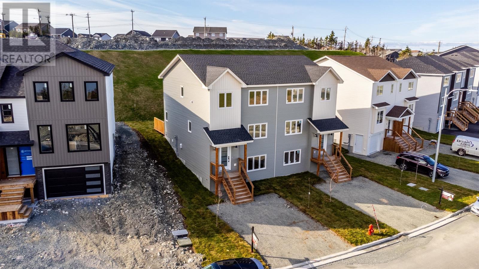 60 Trenton Drive, Paradise, Newfoundland & Labrador  A1L 2A6 - Photo 2 - 1292347