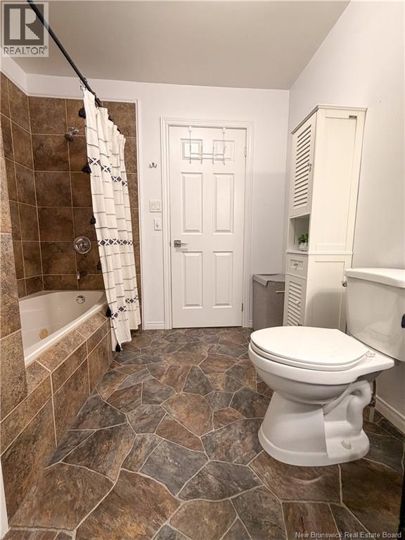 132 Lansdowne, Campbellton, New Brunswick  E3N 2M7 - Photo 24 - NB130896