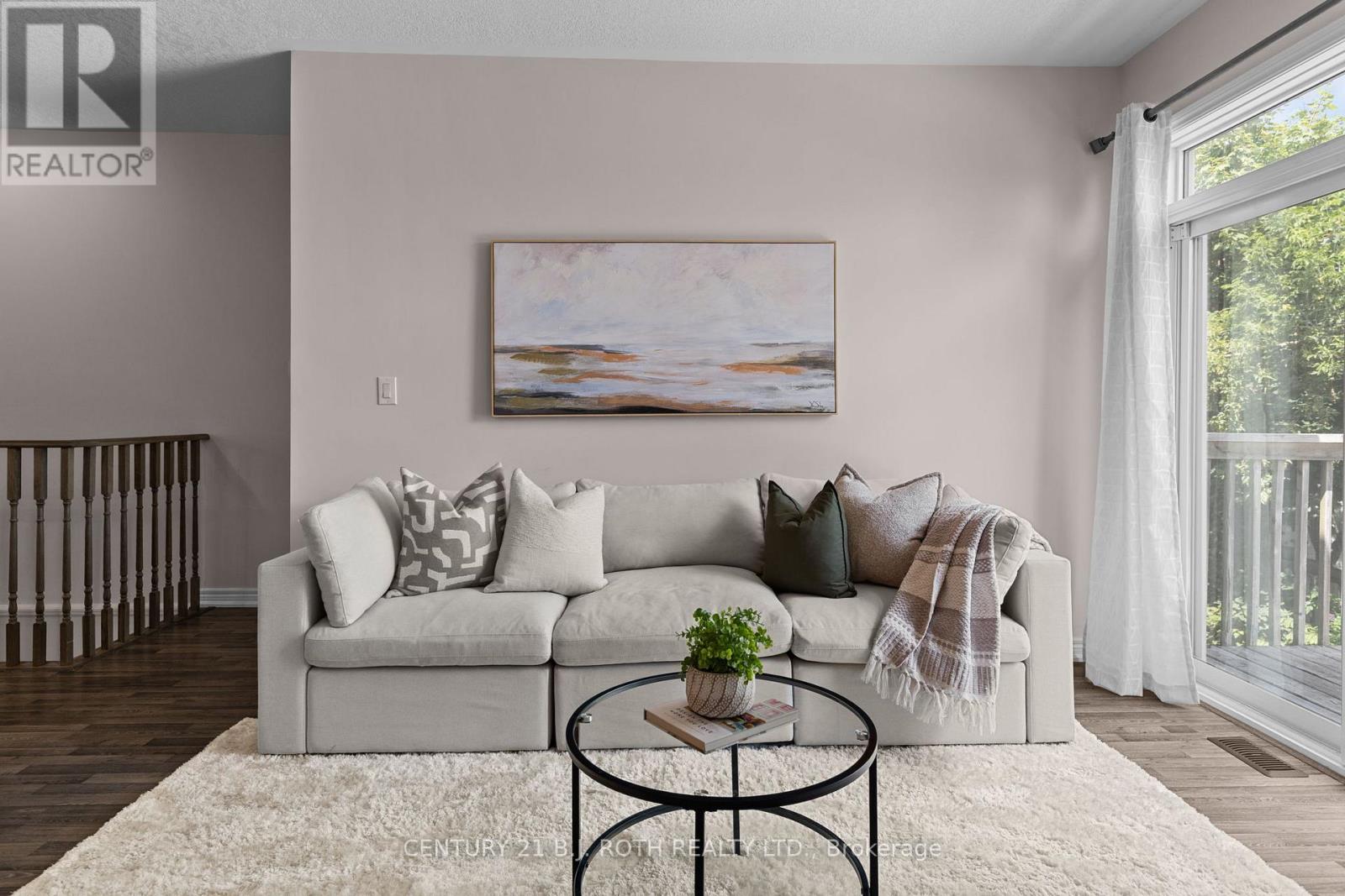 8 Canterbury Circle, Orillia, Ontario L3V 0C9 - Photo 11 - S12596972