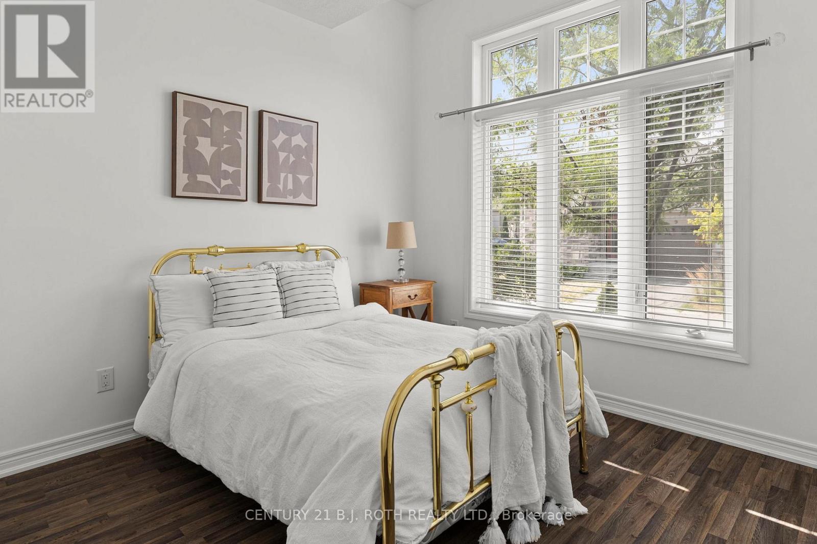 8 Canterbury Circle, Orillia, Ontario L3V 0C9 - Photo 17 - S12596972