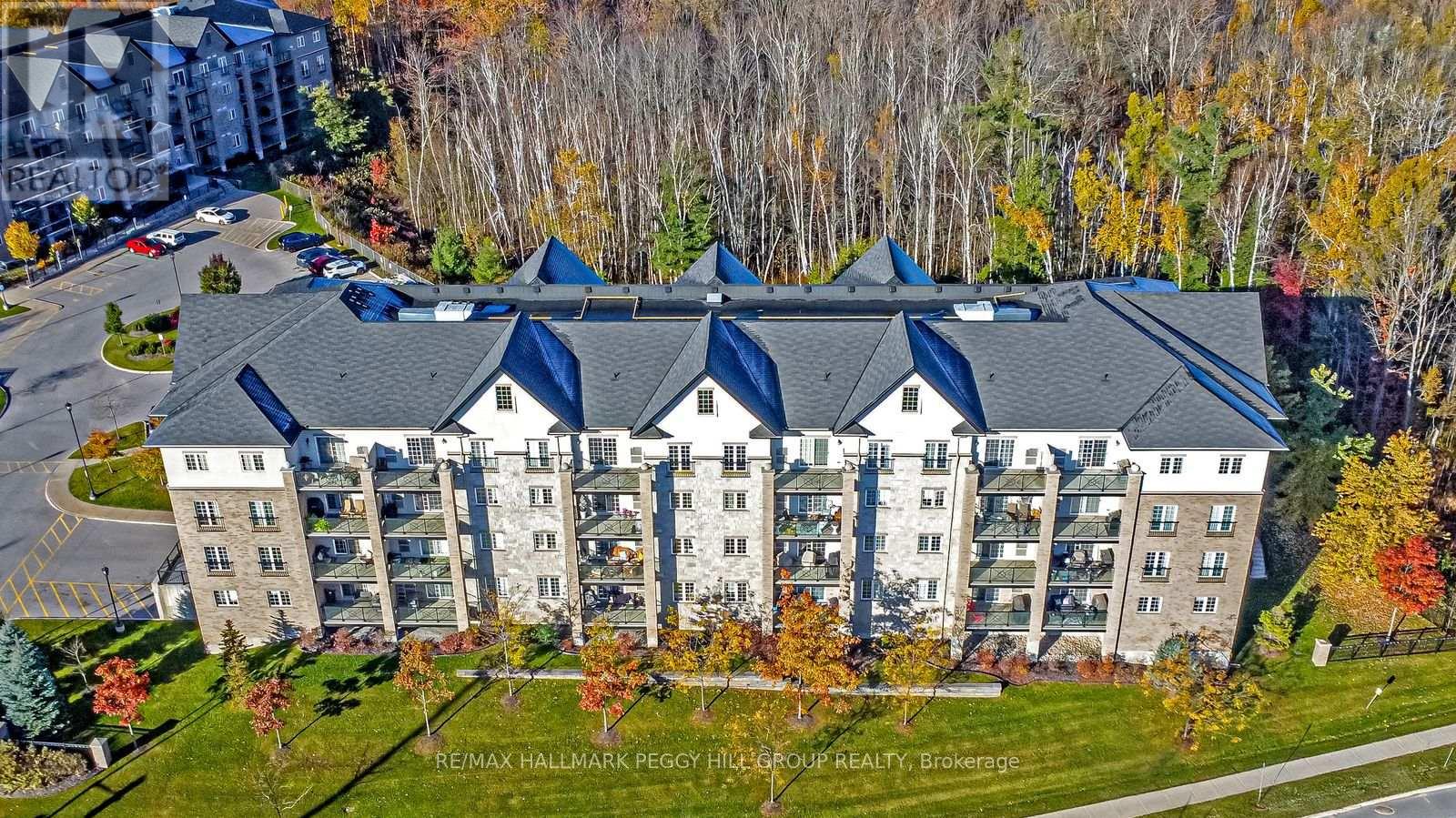 402 - 40 FERNDALE DRIVE S, Barrie, Ontario